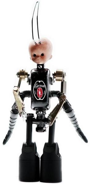 Found Art Robot Sculptures By Andrea Petrachi Gadgetsin