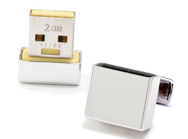 Stunning Cufflinks Doubled as USB Flash Drive
