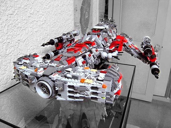 LEGO StarCraft 2 Terran Battlecruiser