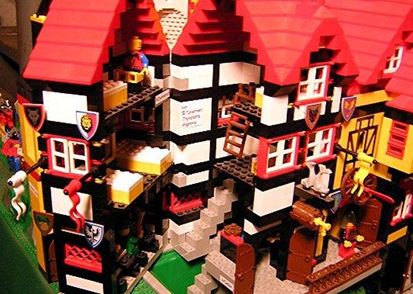 Hoernersburg LEGO Castle Holding All Details Needed