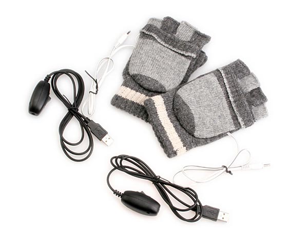USB Gloves Warms Your Hands in Winter