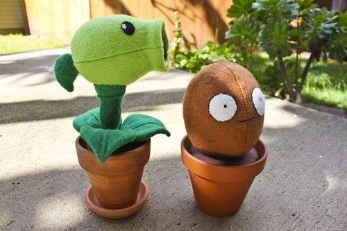 Plants vs Zombies Pea Shooter Plush Toy