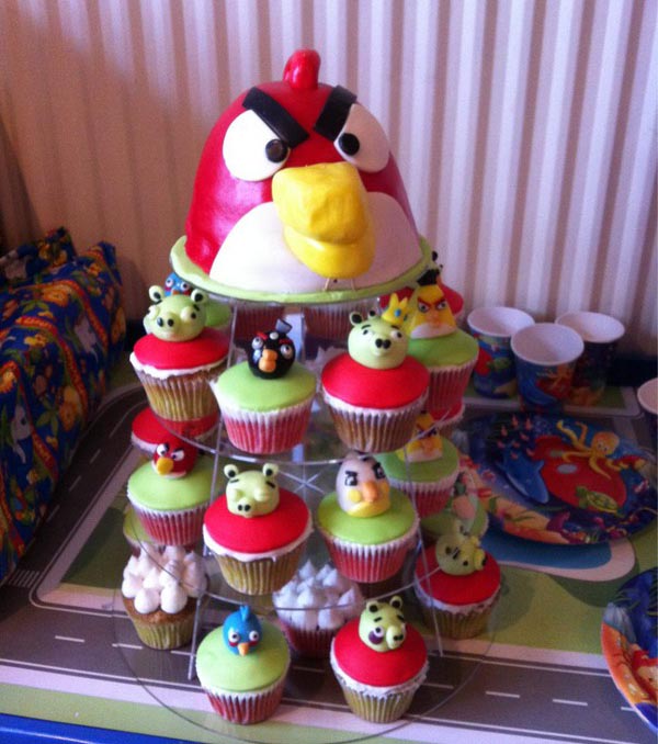 Angry Birds Cupcakes | Gadgetsin