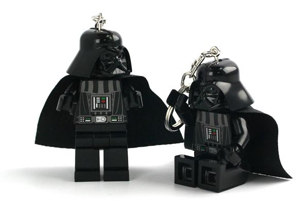 LEGO Darth Vader Minifigure Keychain Light