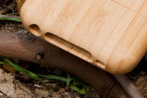 Handcrafted Bamboo iPod Touch 4G Case