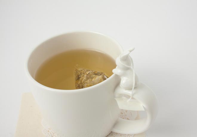 Rabito Mug with Integrated Tea Bag Holder