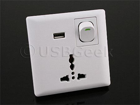 Universal Wall Outlet with USB Port