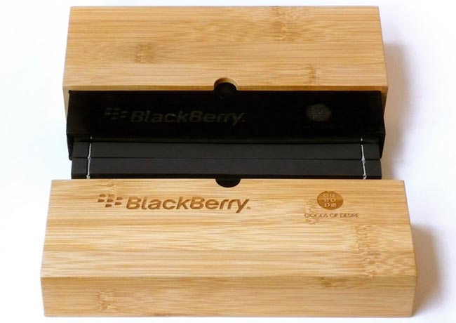 Stylish Bamboo BlackBerry PlayBook Case