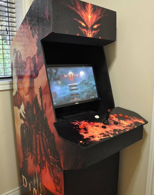 Fan-made Diablo 3 Arcade Cabinet