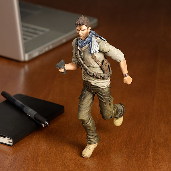Play Art Kai Deluxe Uncharted Drake Action Figure