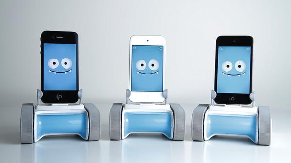 Romo Remote Control Robot Controlled by iOS Devices