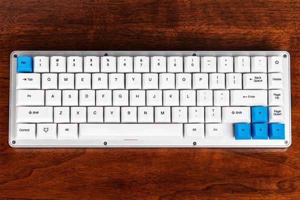WhiteFox Programmable Mechanical Keyboard