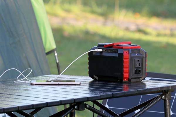 s270_portable_charging_station_with_optional_solar_charger_3.jpg