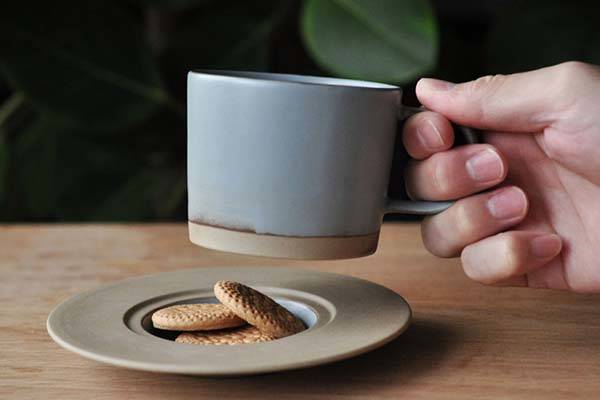 MARUHI Cup and Saucer with a Hidden Spot