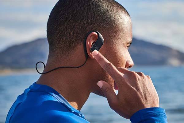 JBL Endurance Sprint Waterproof Bluetooth Sports Headphones