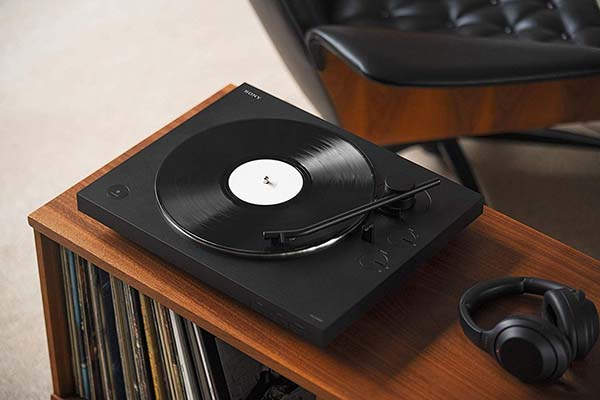 Sony PS-LX310BT Belt Drive Turntable with Bluetooth and USB Output