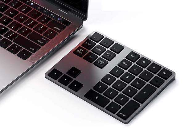Satechi Slim Aluminum Bluetooth Keypad - 18-Key Wireless Numeric Pad For MacBook, IPad, IPhone