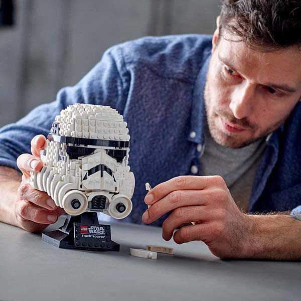 Star Wars Stormtrooper Helmet LEGO Building Kit