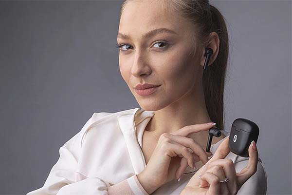 ReduxBuds True Wireless Bluetooth Earbuds With AI Powered Noise ReduxBuds True Wireless Bluetooth Earbuds With AI Powered Noise