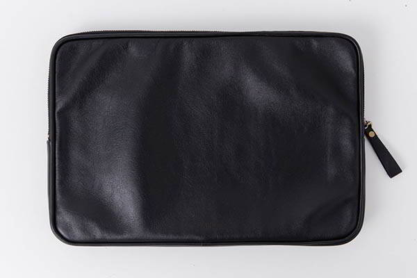 Handmade Leather MacBook Sleeve with Zipper Closure