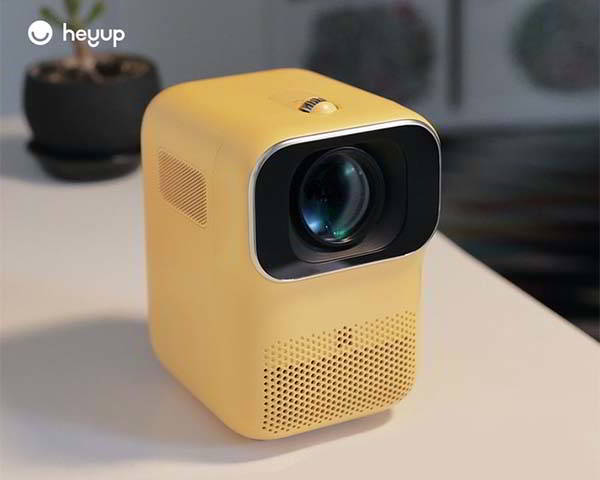 Boxe Portable Smart Projector with 1080p Resolution