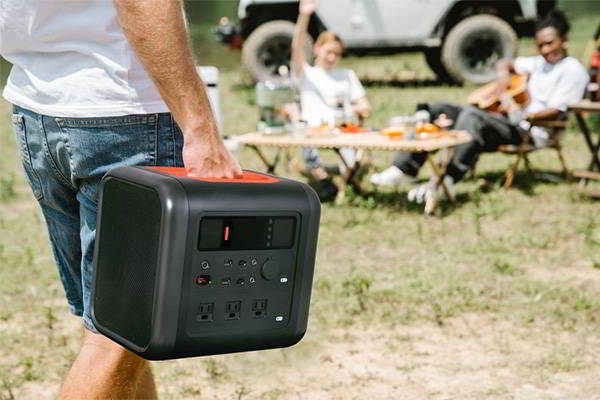 Tera 1000 Portable Power Station with 1200W Output and 10 Outlets