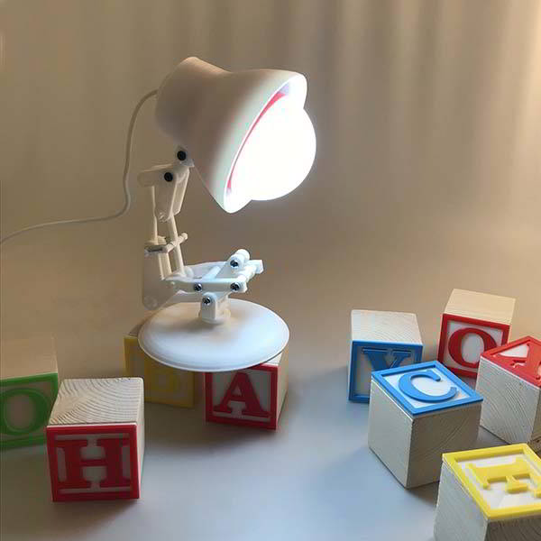 Luxo 3D Printed USB LED Lamp Inspired by Pixar