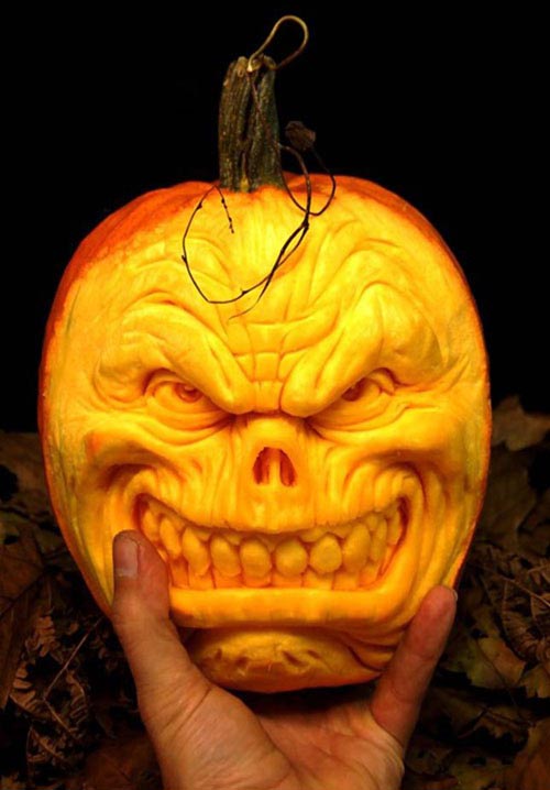 Awesome Halloween Pumpkin Carvings by Ray Villafane | Gadgetsin