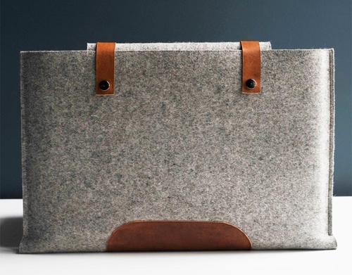 Elegant Wool Felt MacBook Pro Sleeve | Gadgetsin