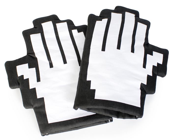 8_bit_styled_oven_mitts_1.jpg